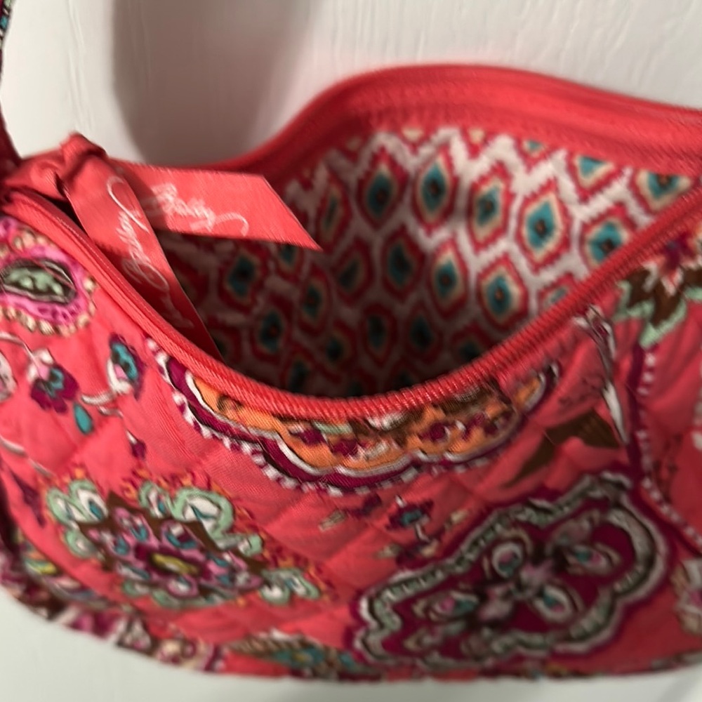 Vera Bradley Pink Shoulder Bag with Vibrant Design - Picture 7 of 7